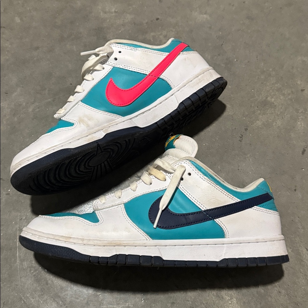 Nike dunk low dusty cactus